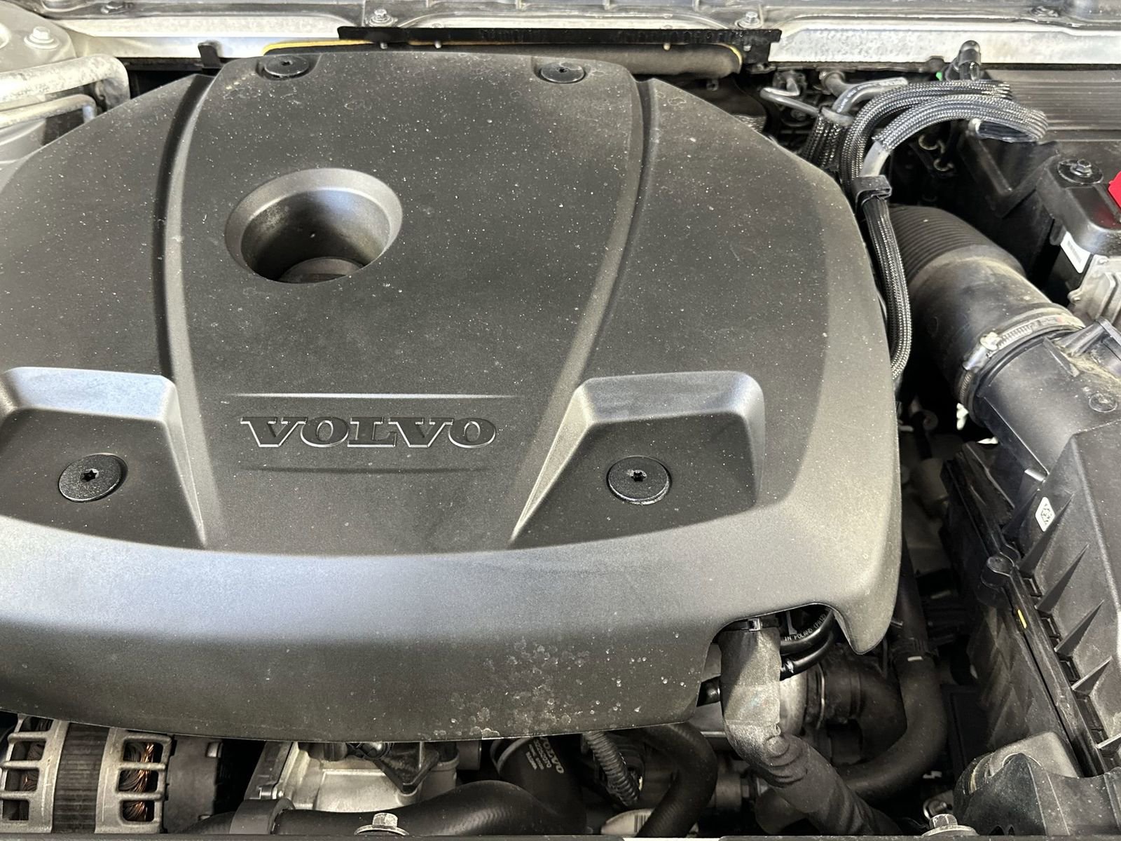 Used 2021 Volvo XC90 T5 Momentum w/ Protection Package Premier image 28