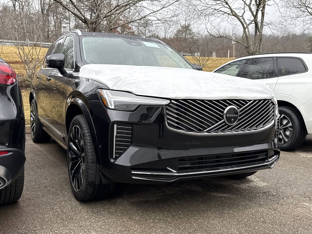 New 2026 Volvo XC90 B6 Plus w/ Protection Package Premier image 1
