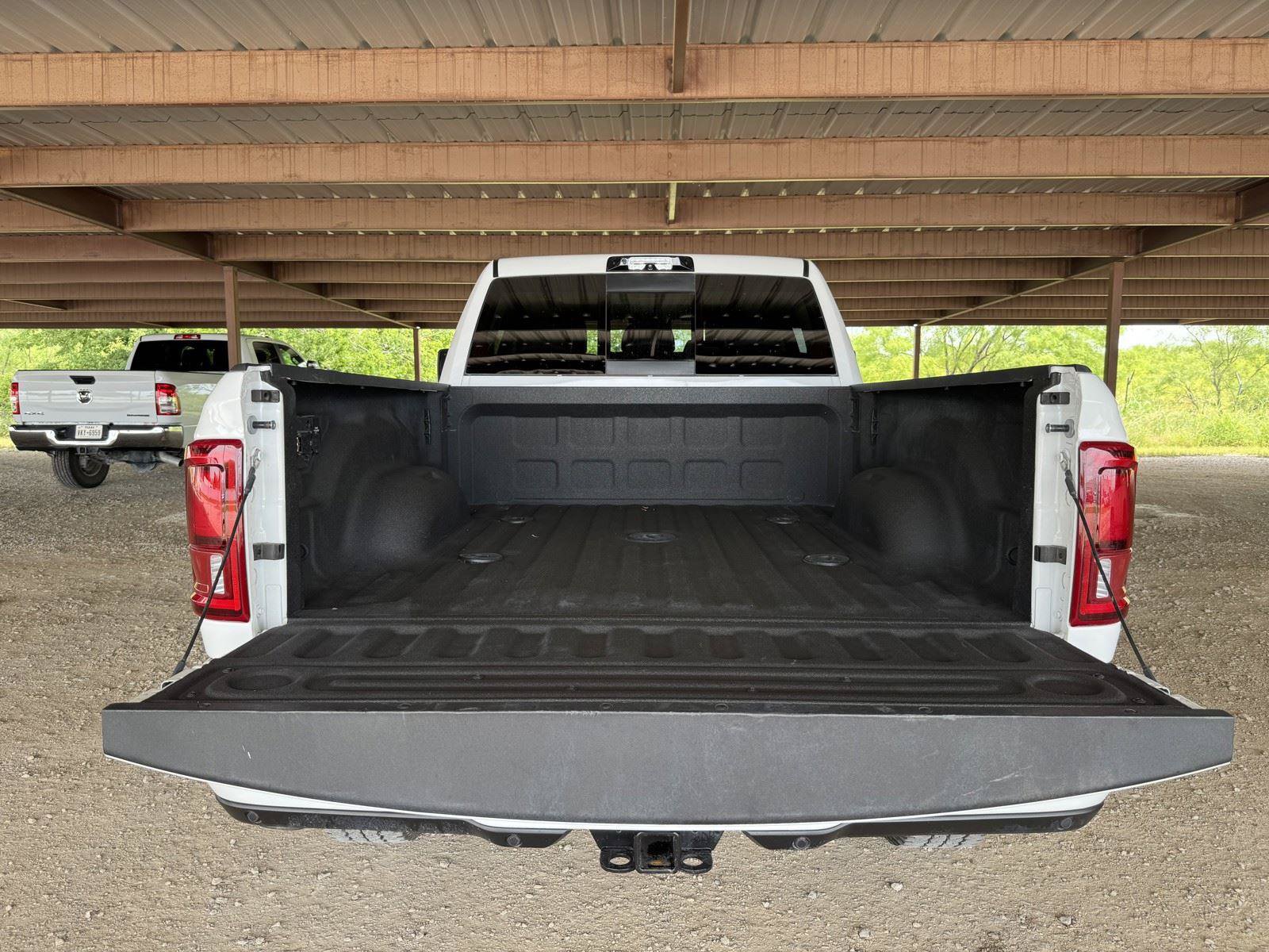 Used 2025 RAM 3500 Longhorn AWD/4WD image 39