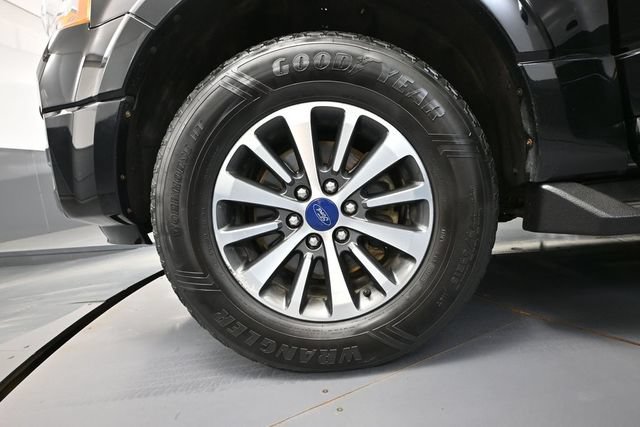 Used 2016 Ford Expedition EL XLT AWD/4WD image 16