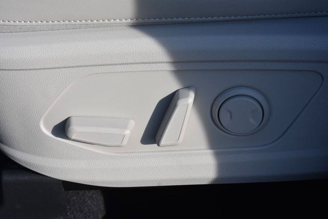 New 2026 Kia Sorento S w/ S Panoramic Sunroof Package FWD image 21