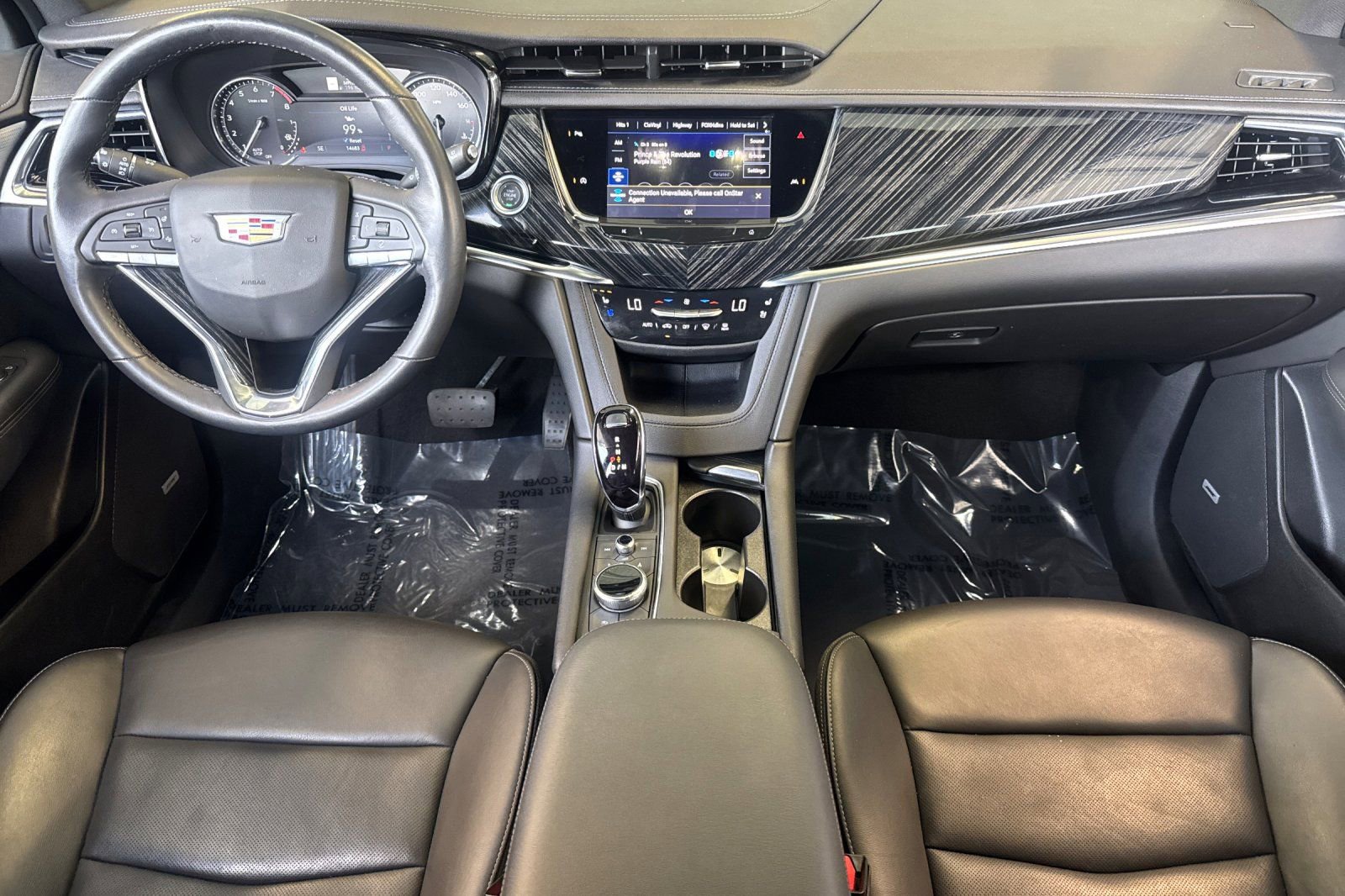 Certified 2025 Cadillac XT6 Premium Luxury FWD image 14