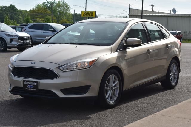 Used 2017 Ford Focus SE FWD image 15