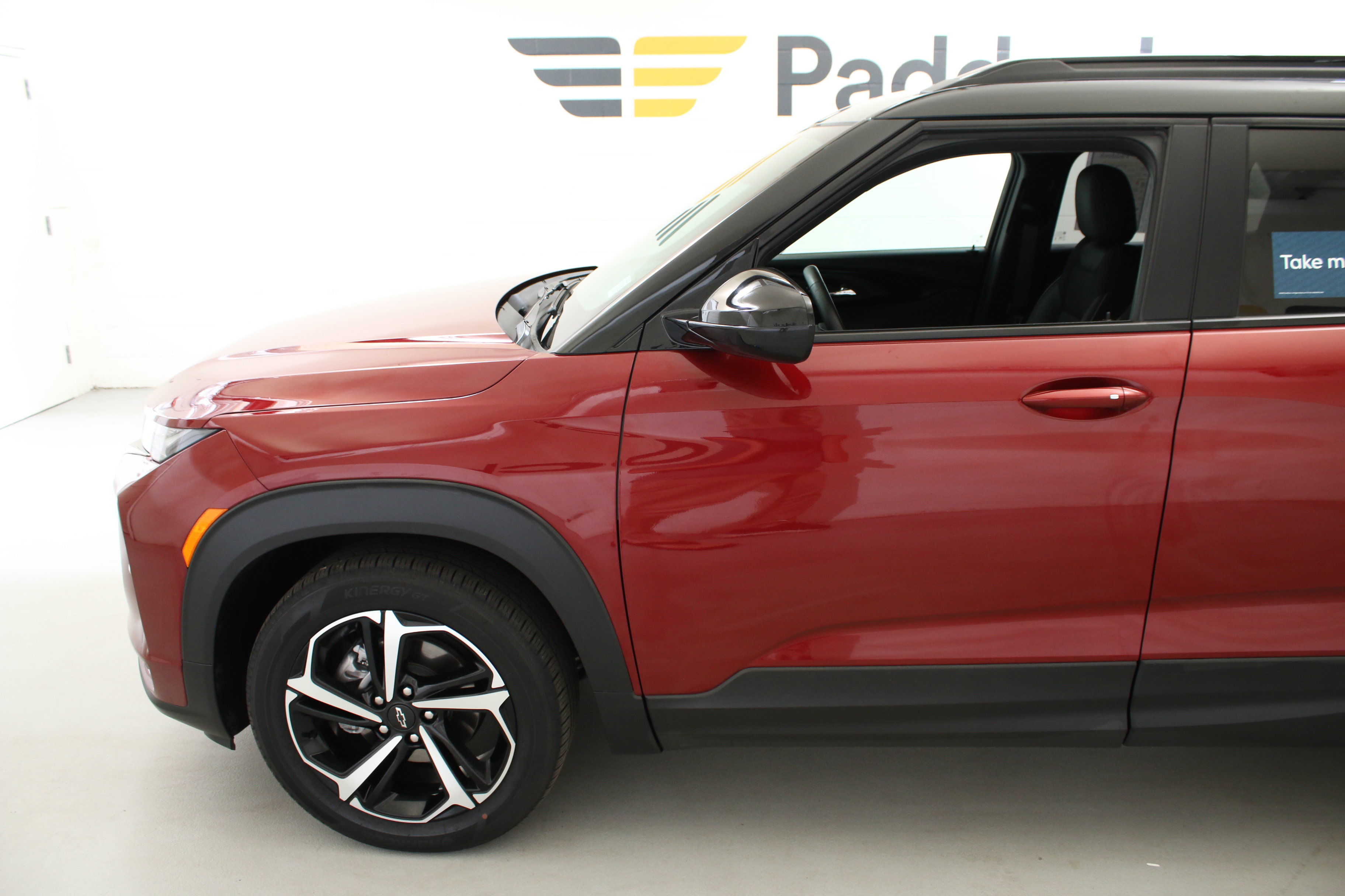 Certified 2023 Chevrolet TrailBlazer RS w/ Sun and Liftgate Package FWD image 5