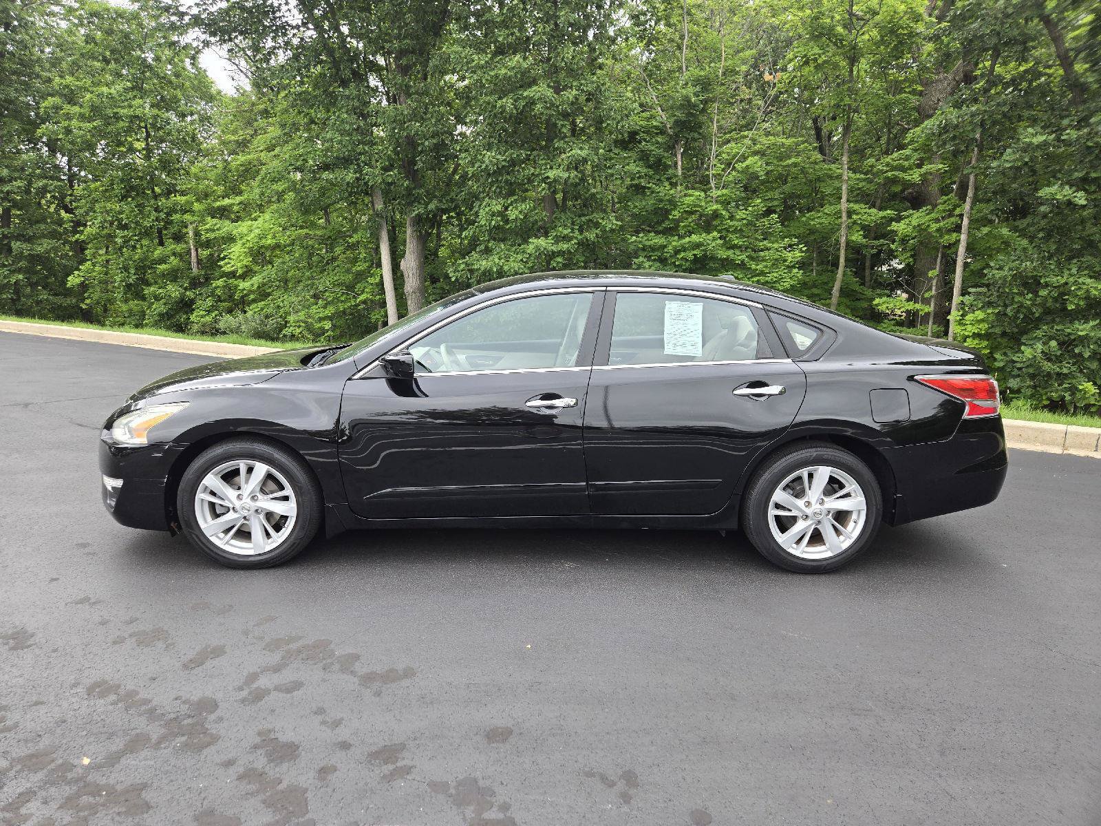 Used 2014 Nissan Altima 2.5 SV FWD image 5
