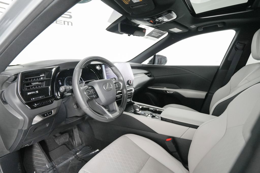 Certified 2023 Lexus RX 350 w/ Cold Area Package image 10