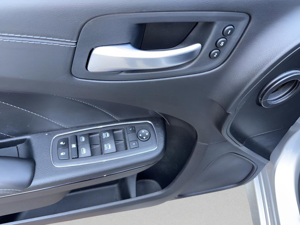 Used 2023 Dodge Charger R/T w/ Plus Group image 24