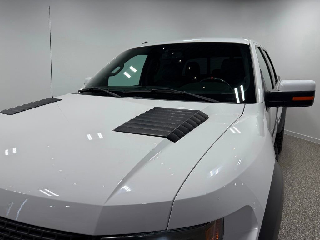 Used 2014 Ford F150 Raptor w/ Equipment Group 801A Luxury image 2