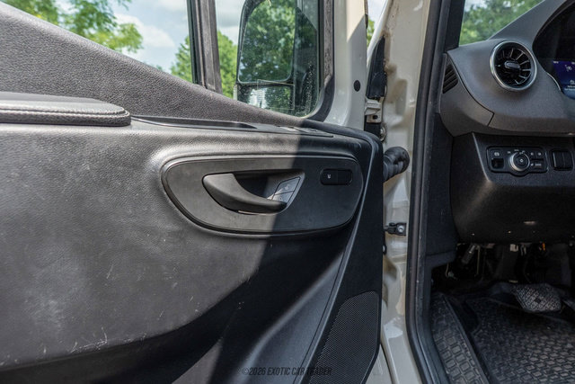 Used 2023 Mercedes-Benz Sprinter 2500 image 69