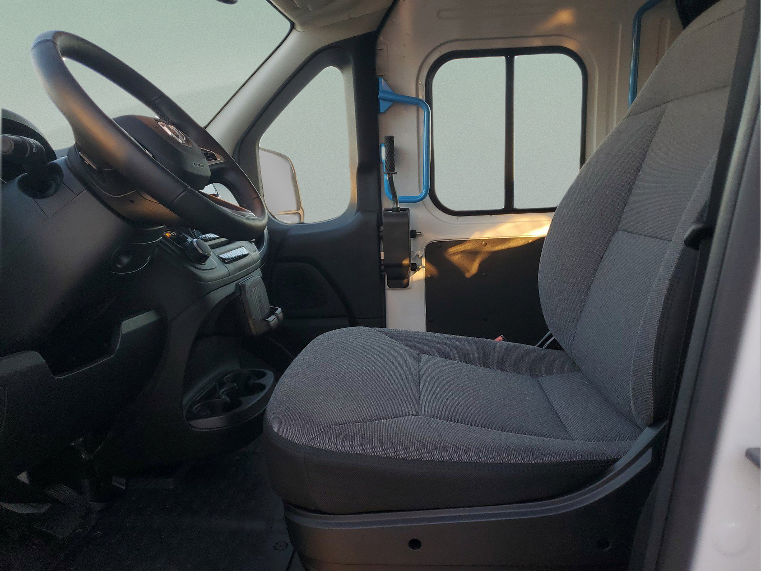 New 2025 RAM ProMaster 3500 FWD image 13