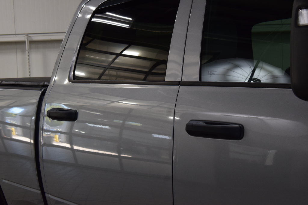 Used 2024 RAM 2500 Tradesman w/ Chrome Appearance Group AWD/4WD image 17