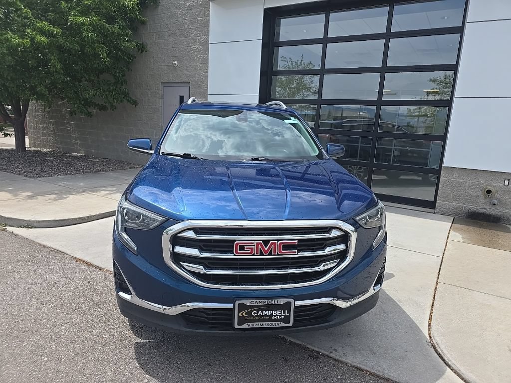 Used 2020 GMC Terrain SLT w/ GMC Pro Grade Package AWD/4WD image 3