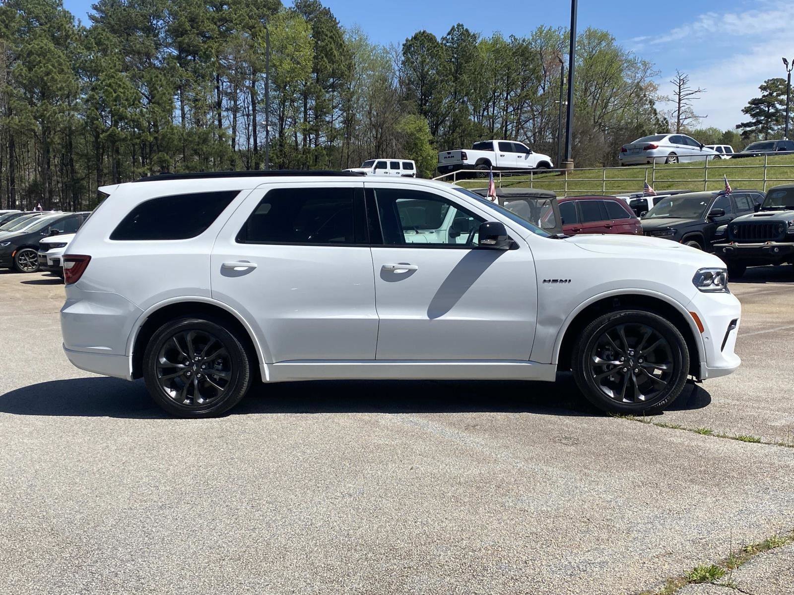 Certified 2024 Dodge Durango R/T image 2