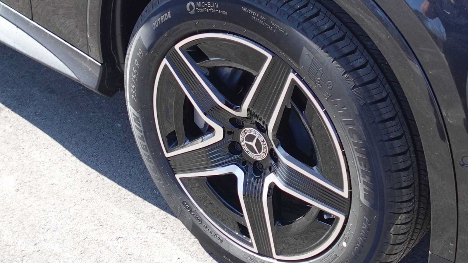 New 2026 Mercedes-Benz GLC 300 4MATIC image 18