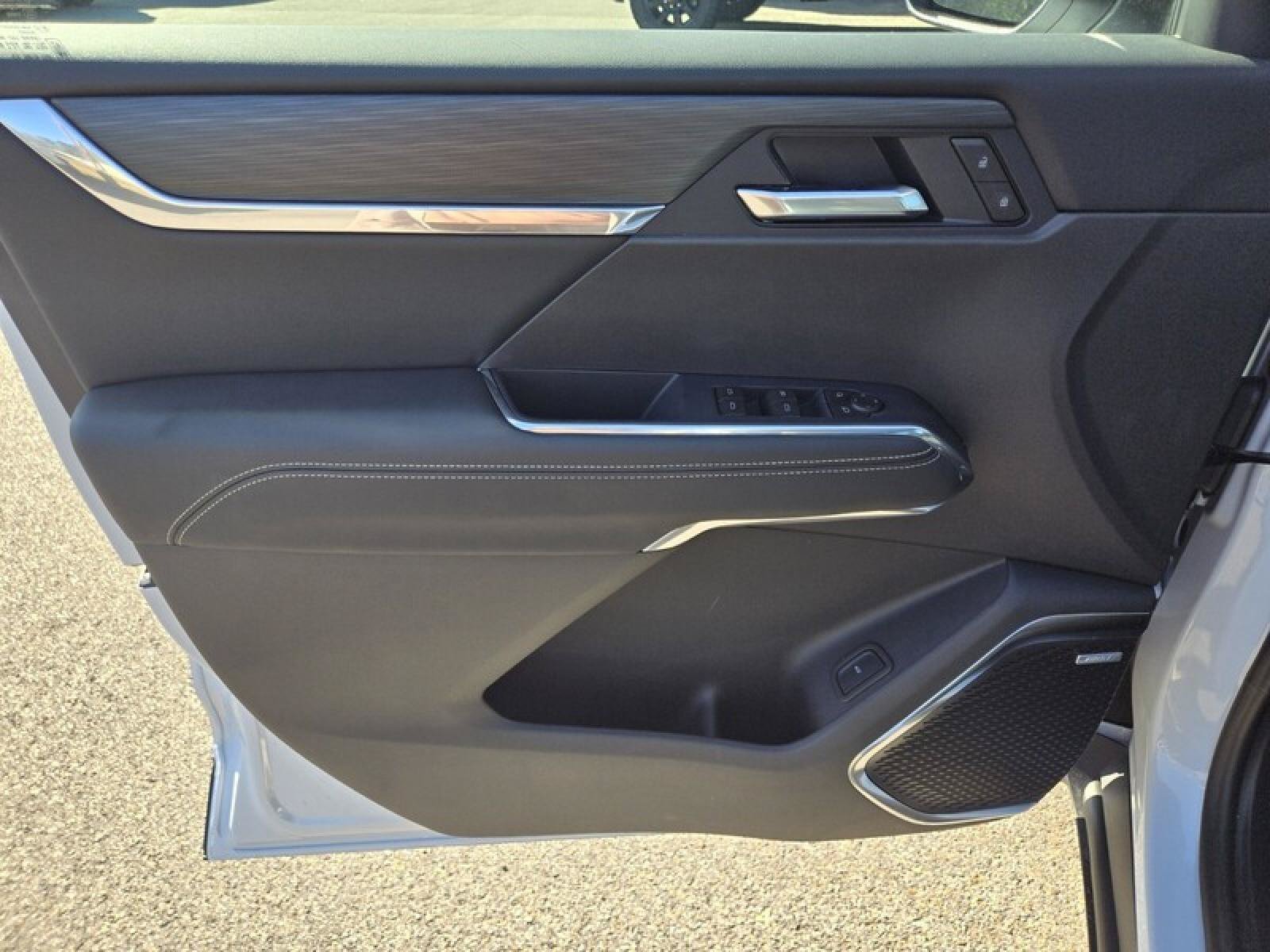 New 2026 GMC Acadia Elevation w/ Black Edition FWD image 24