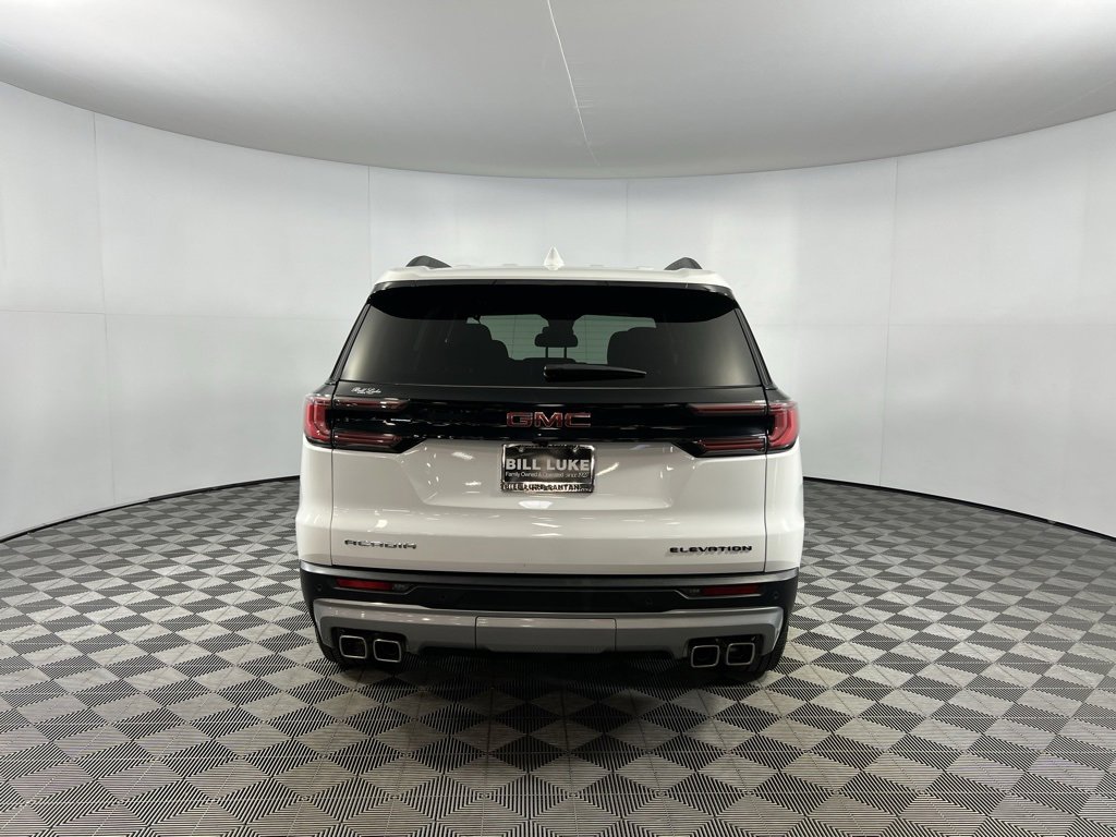 Used 2025 GMC Acadia Elevation image 9