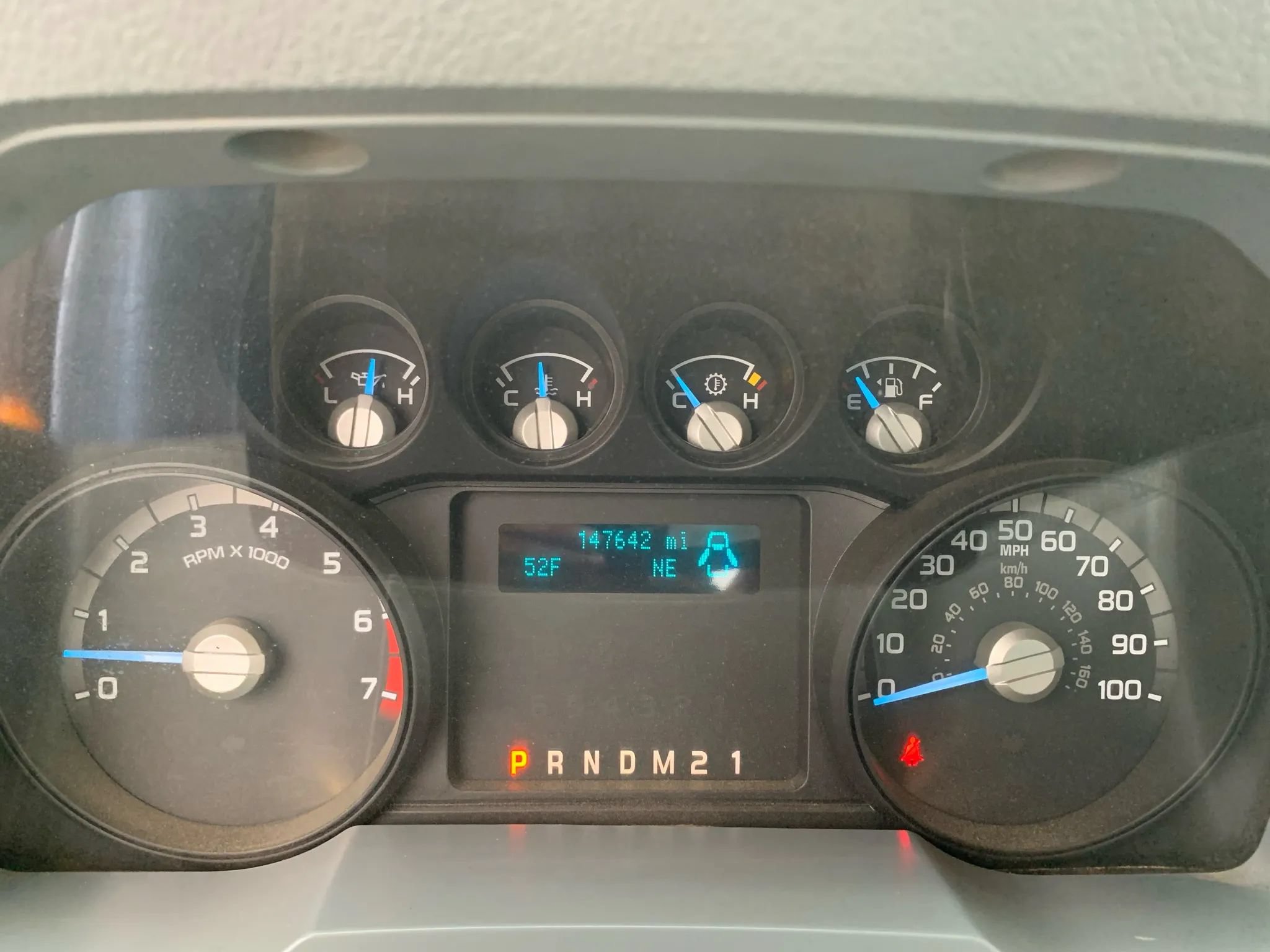 Used 2015 Ford F250 XL w/ Power Equipment Group AWD/4WD image 12