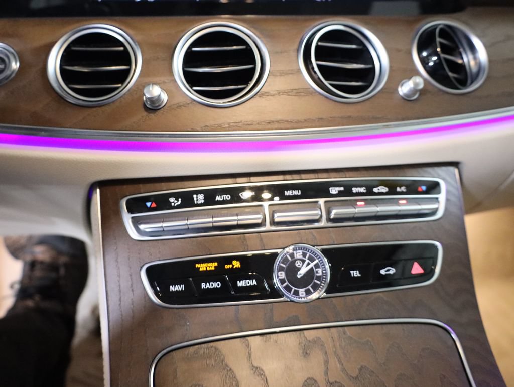 Certified 2018 Mercedes-Benz E 400 4MATIC Sedan image 19