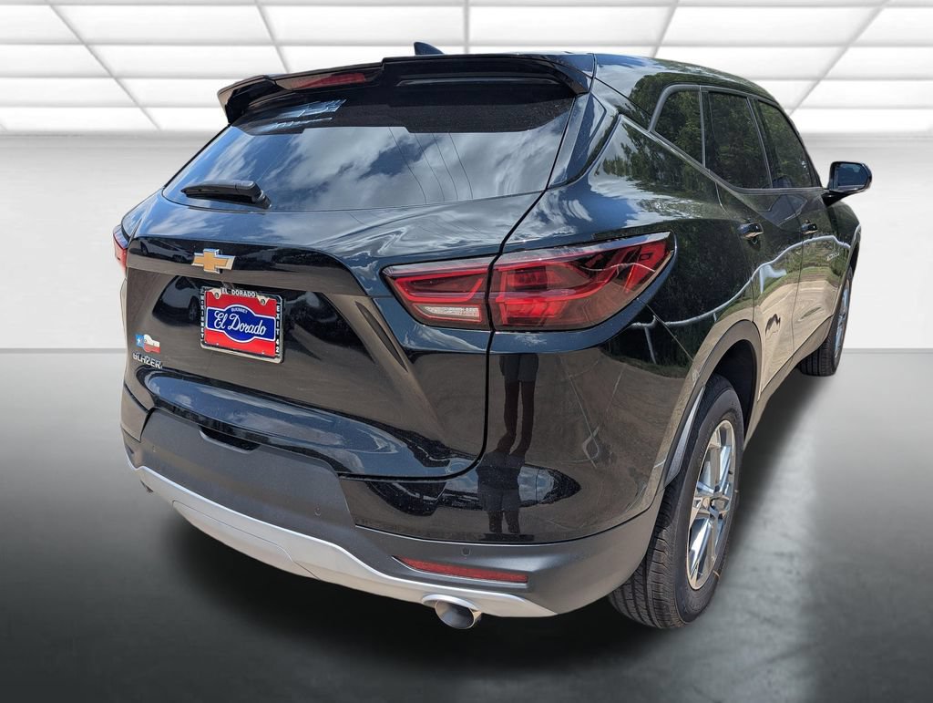 New 2026 Chevrolet Blazer LT w/ LPO, Floor Liner Package FWD image 27
