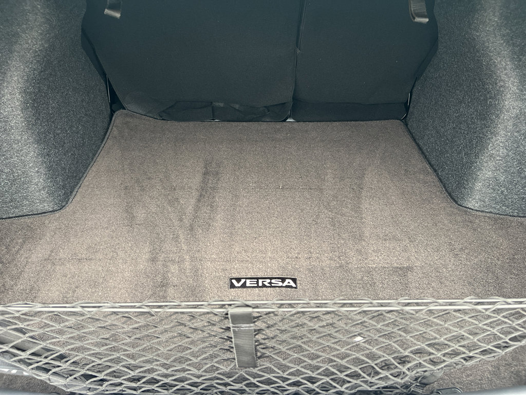 New 2025 Nissan Versa SR w/ Trunk Package image 18