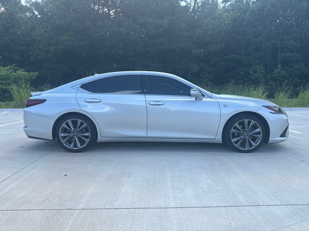 Used 2020 Lexus ES 350 F Sport w/ Accessory Package 2 FWD image 4