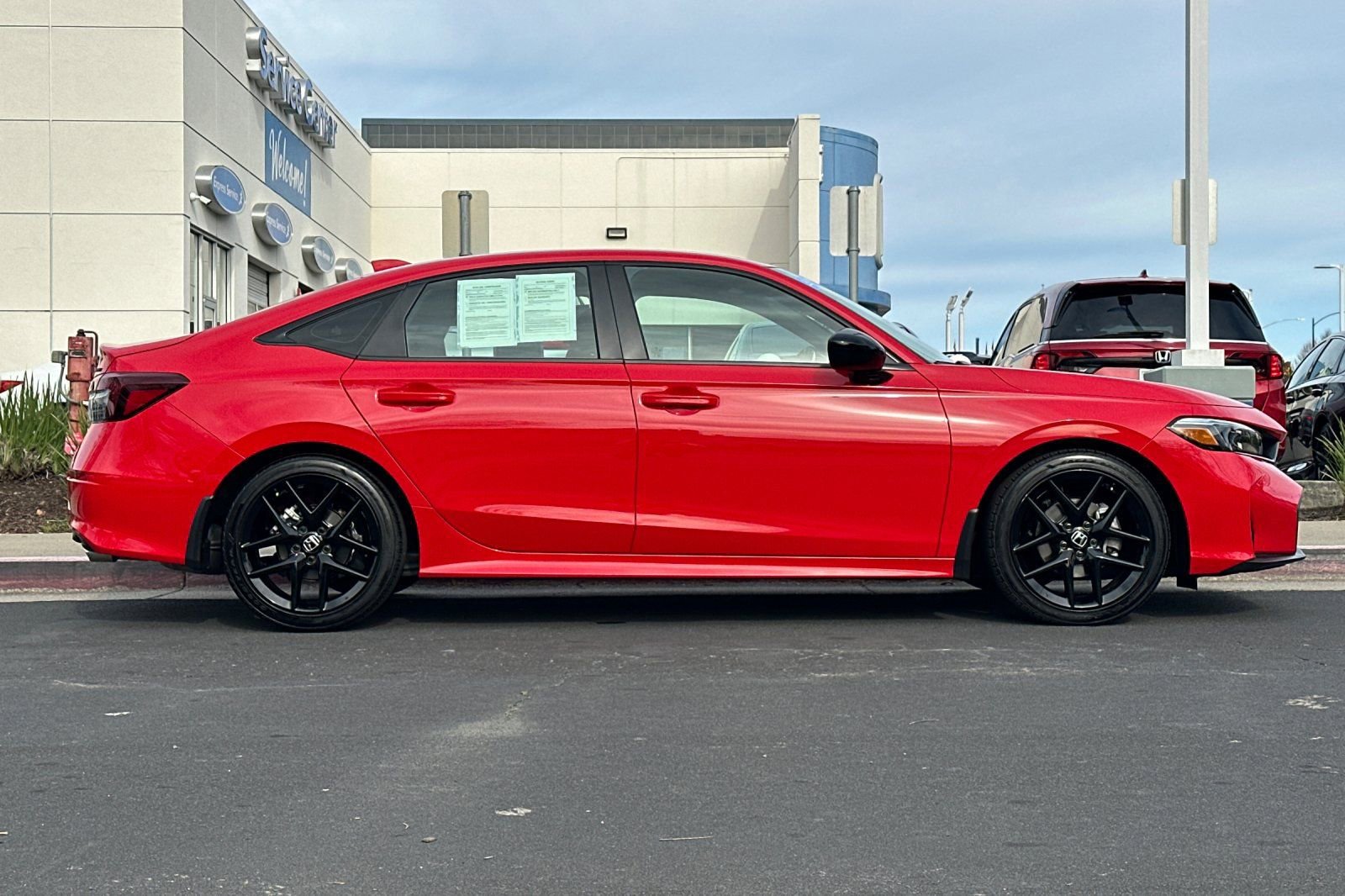 Used 2025 Honda Civic Sport image 2