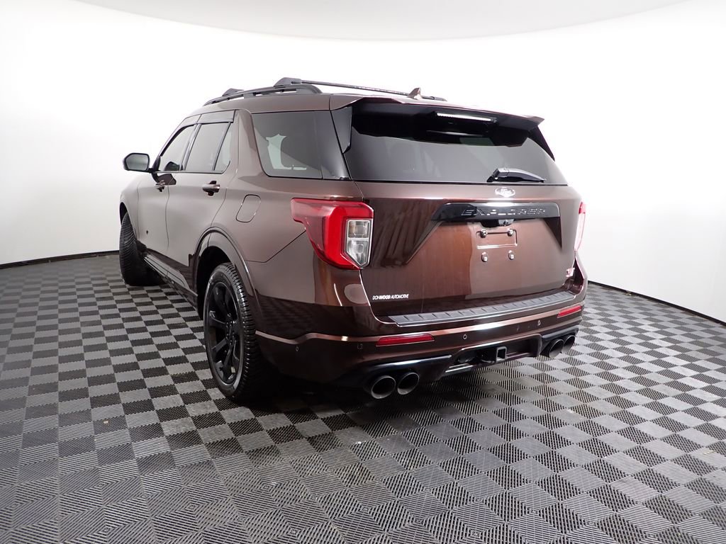 Used 2020 Ford Explorer ST w/ ST Street Pack image 13