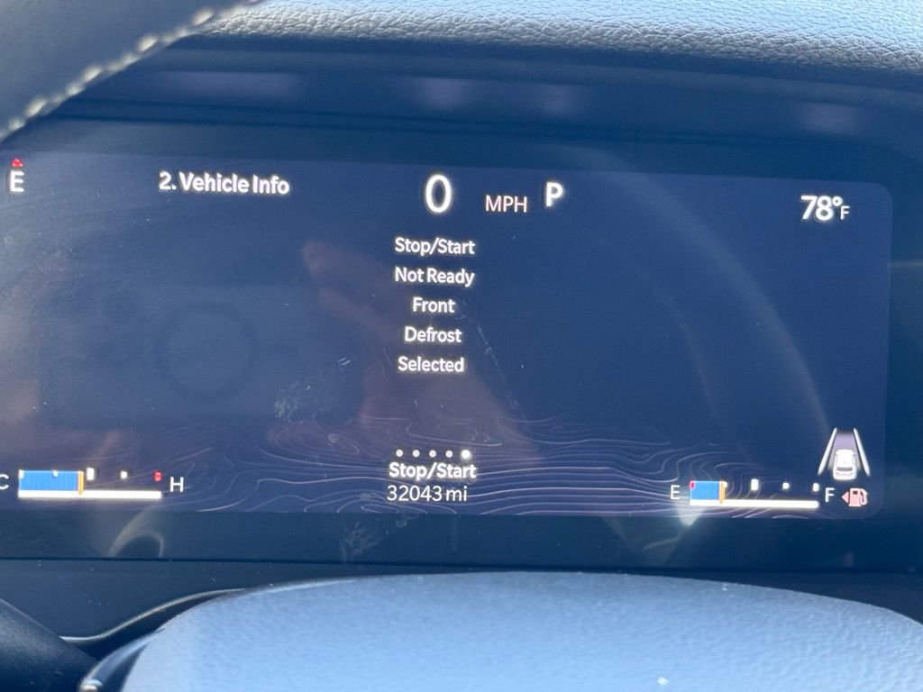 Used 2023 Jeep Grand Cherokee Laredo image 13