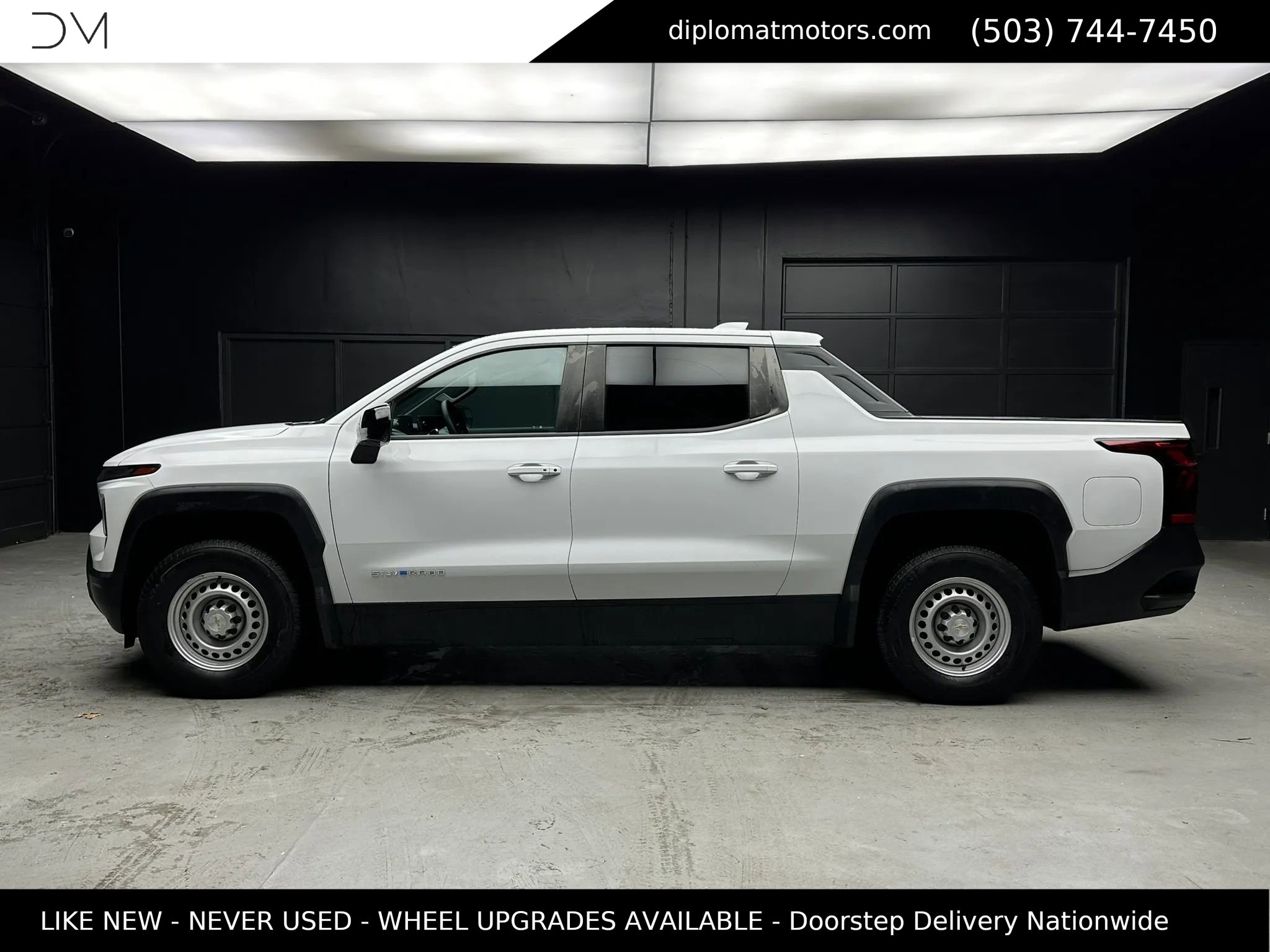 Used 2024 Chevrolet Silverado EV W/T image 4