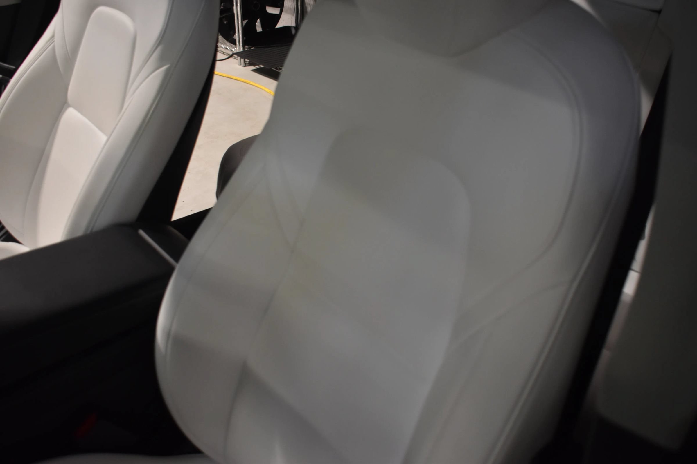 Used 2024 Tesla Model Y Performance AWD/4WD image 13