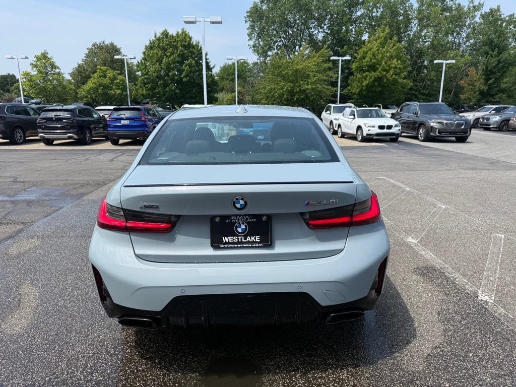 Used 2023 BMW M340i xDrive w/ Premium Package AWD/4WD image 4