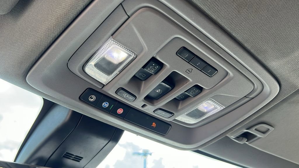 Used 2020 Chevrolet Silverado 2500 LTZ w/ LTZ Plus Package image 23