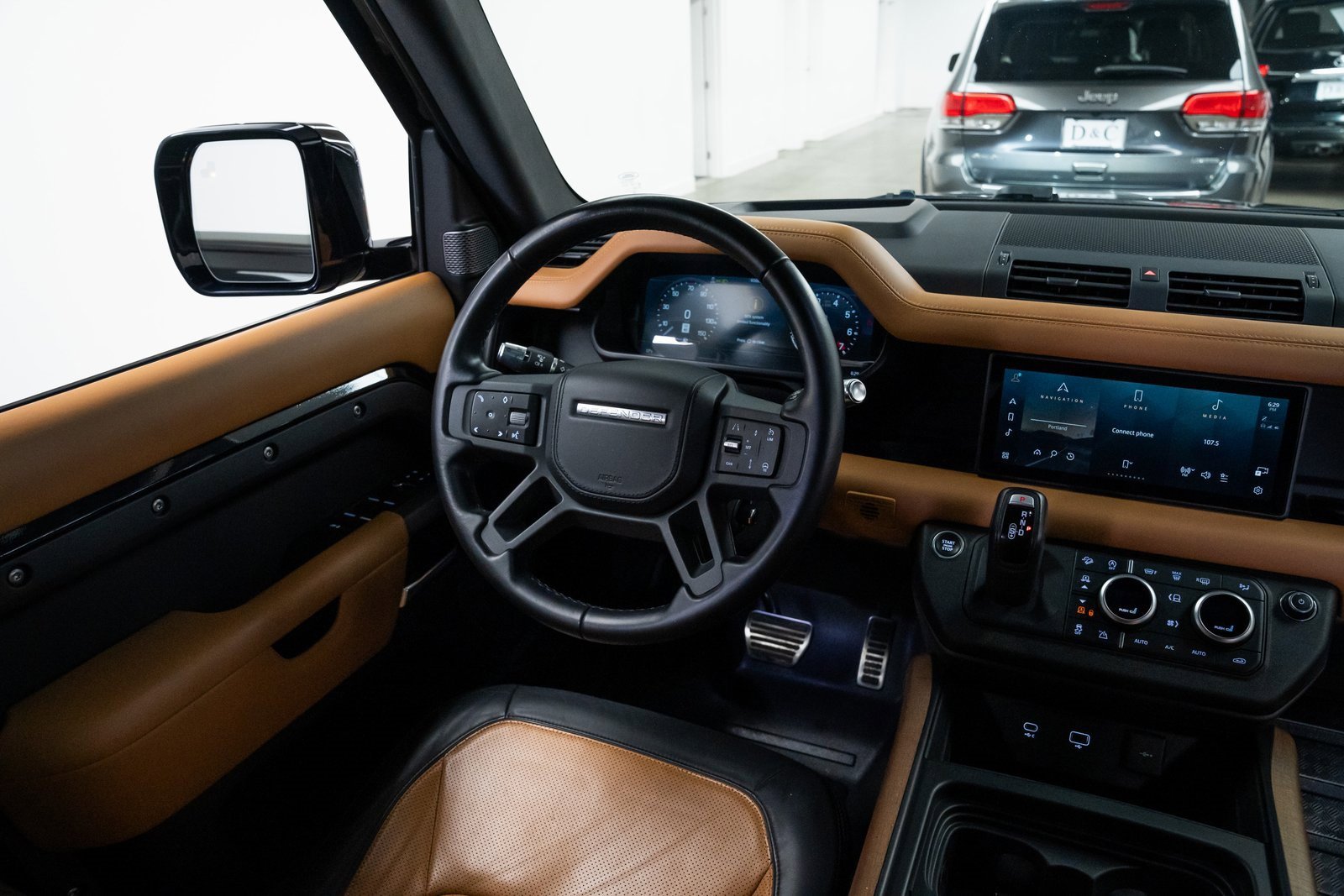 Used 2021 Land Rover Defender 110 X image 10