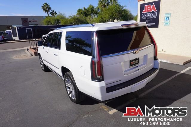 Used 2020 Cadillac Escalade ESV Platinum image 23