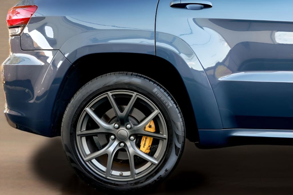 Used 2020 Jeep Grand Cherokee Trackhawk image 12