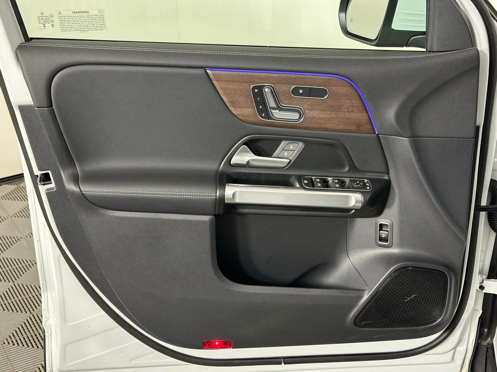 Used 2023 Mercedes-Benz EQB 300 300 w/ Exclusive Package image 43