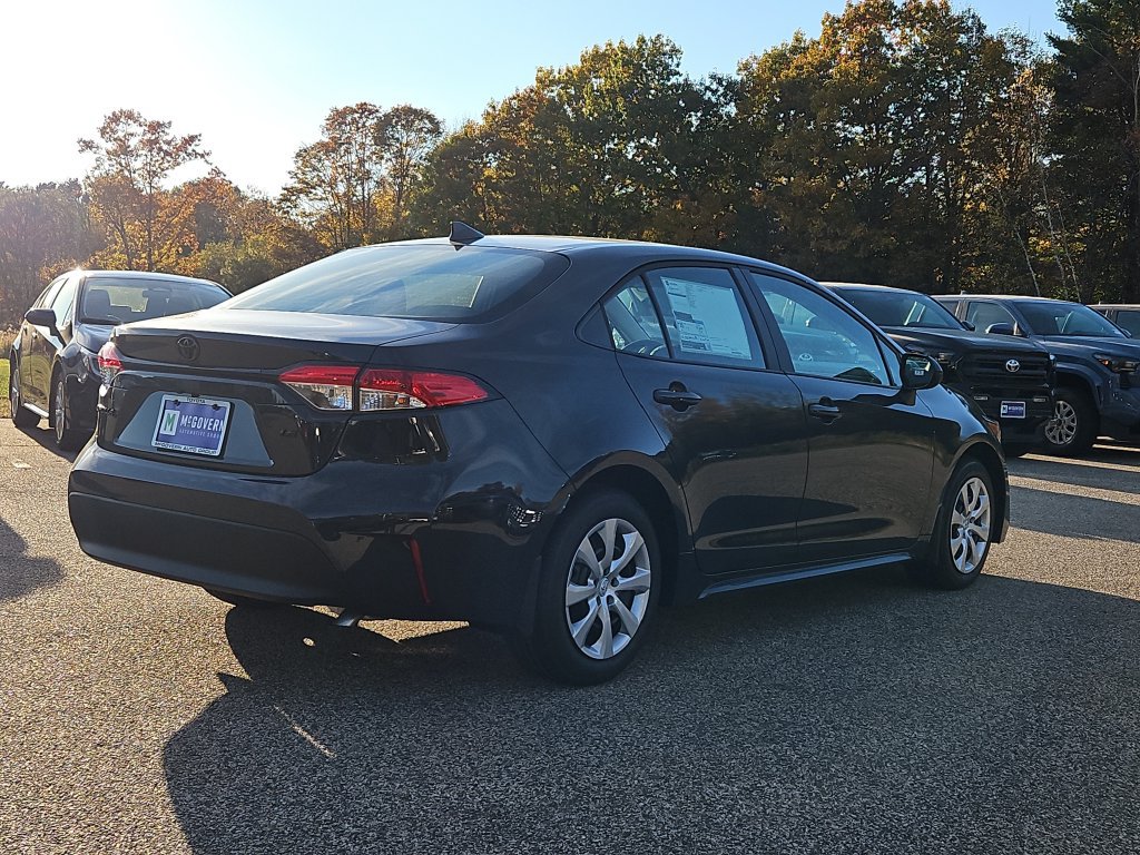 New 2027 Toyota Corolla LE FWD image 3