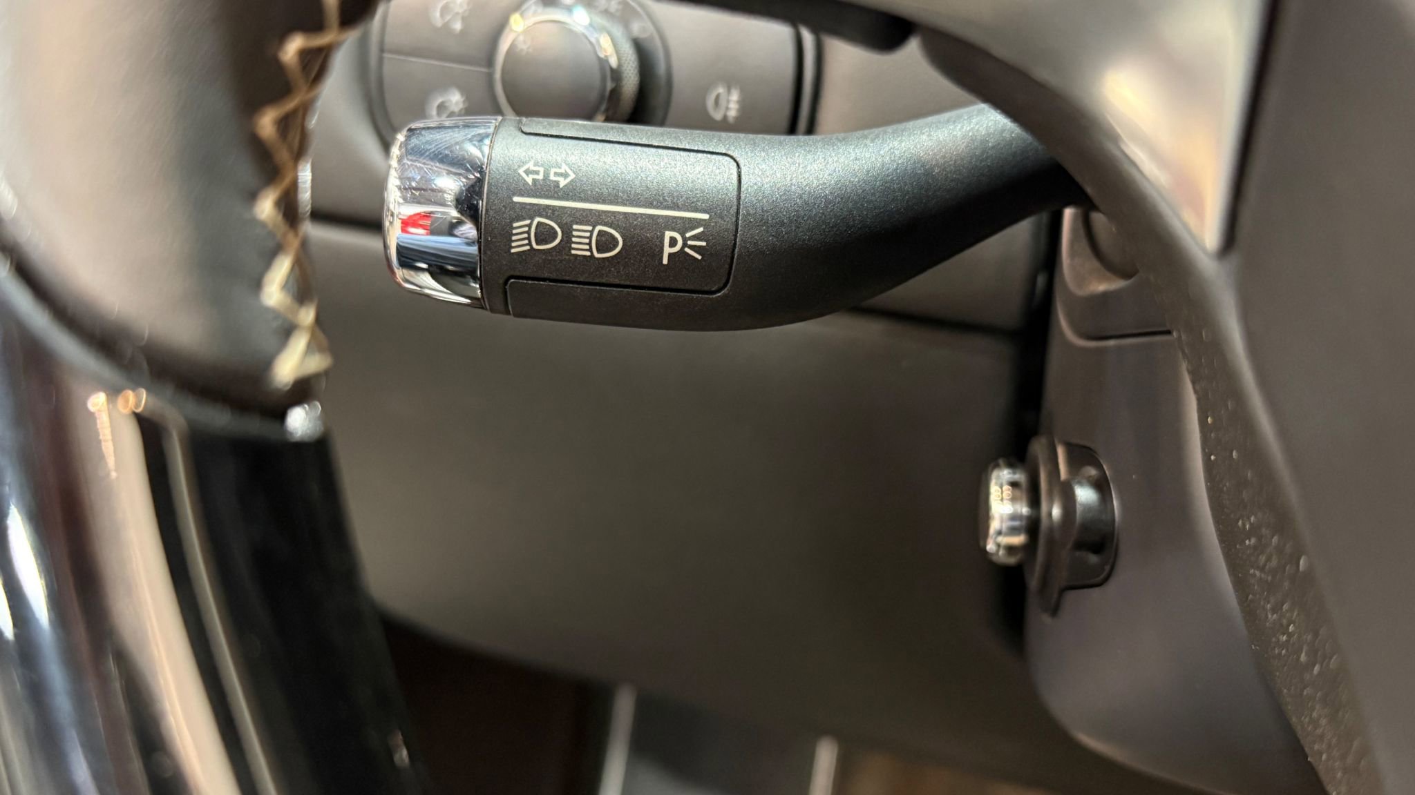 Used 2015 Bentley Continental GT image 75