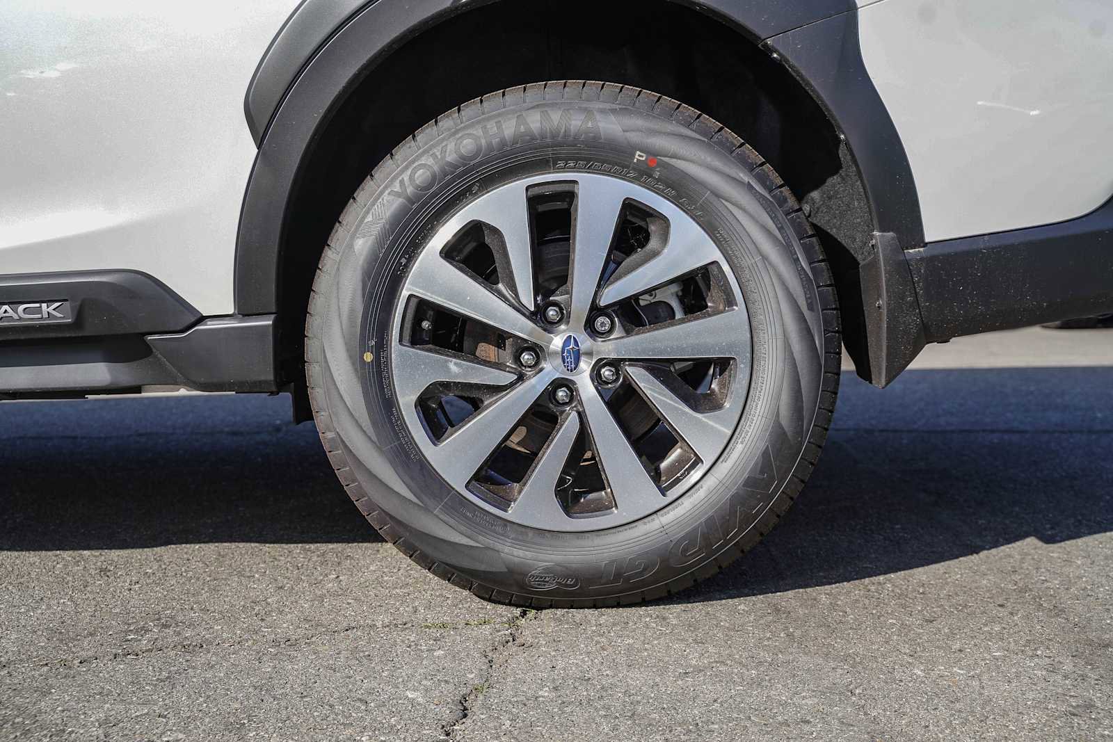 New 2025 Subaru Outback Premium image 8