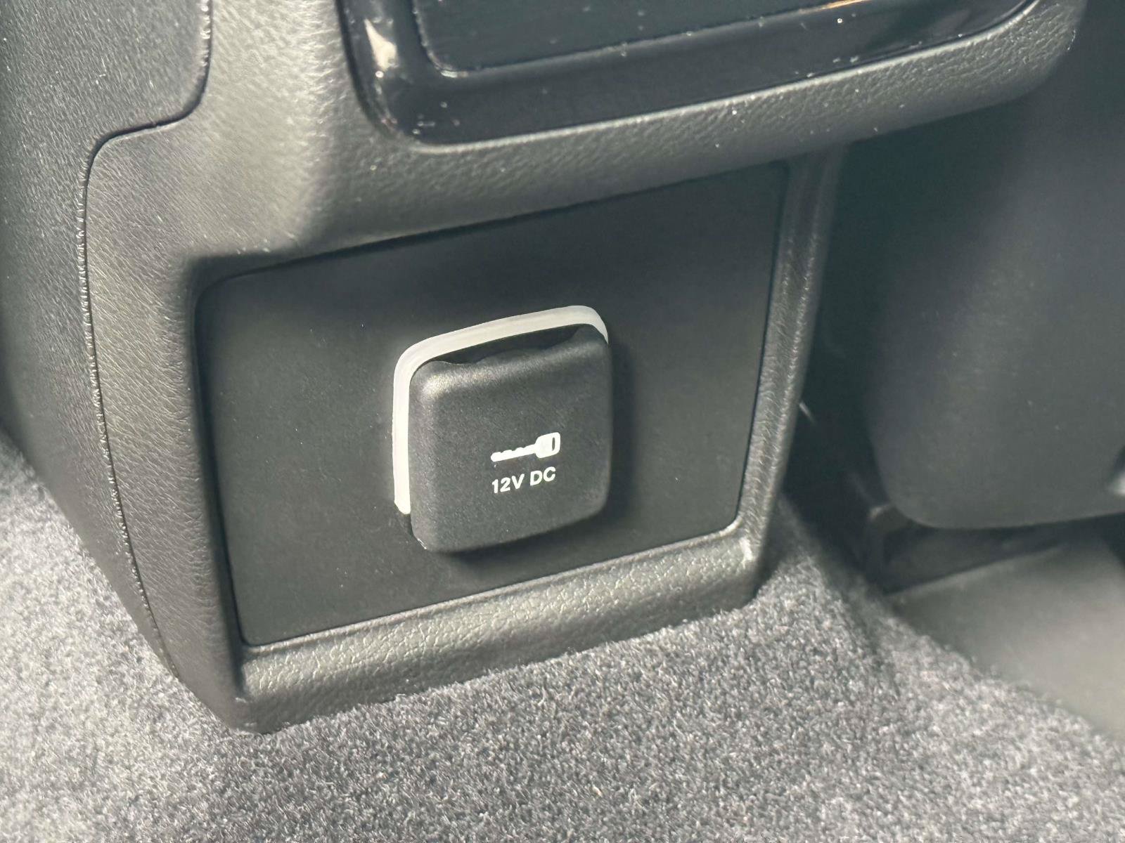 Used 2025 Jeep Compass Trailhawk w/ Trailhawk Elite Group AWD/4WD image 28