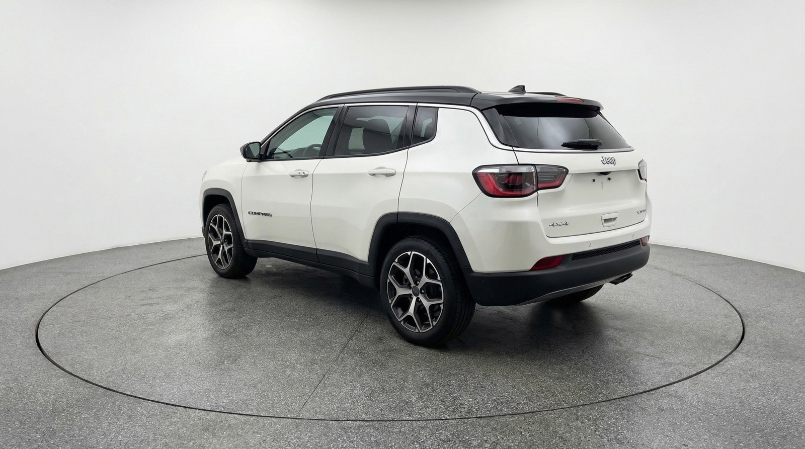 Used 2025 Jeep Compass Limited AWD/4WD image 6