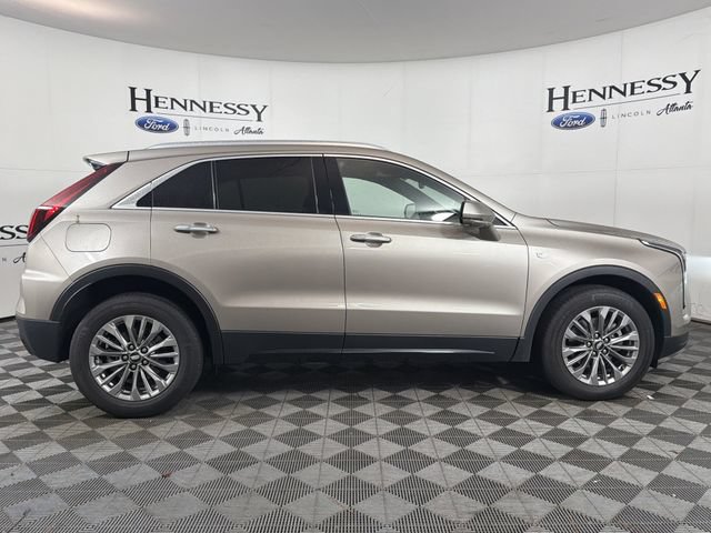 Used 2025 Cadillac XT4 Premium Luxury w/ Cold Weather Package FWD image 28