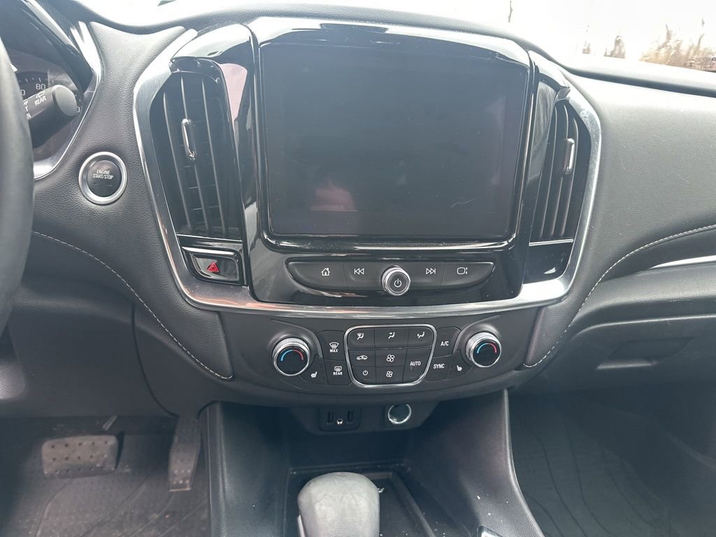 Used 2023 Chevrolet Traverse LT w/ LPO, Floor Liner Package AWD/4WD image 8