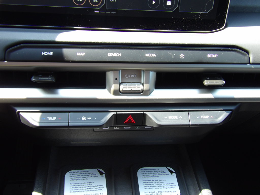 New 2027 Kia Telluride LX w/ Towing Package FWD image 19