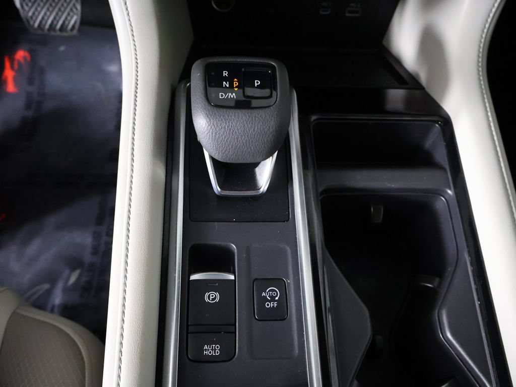 Used 2023 Nissan Pathfinder SL AWD/4WD image 45