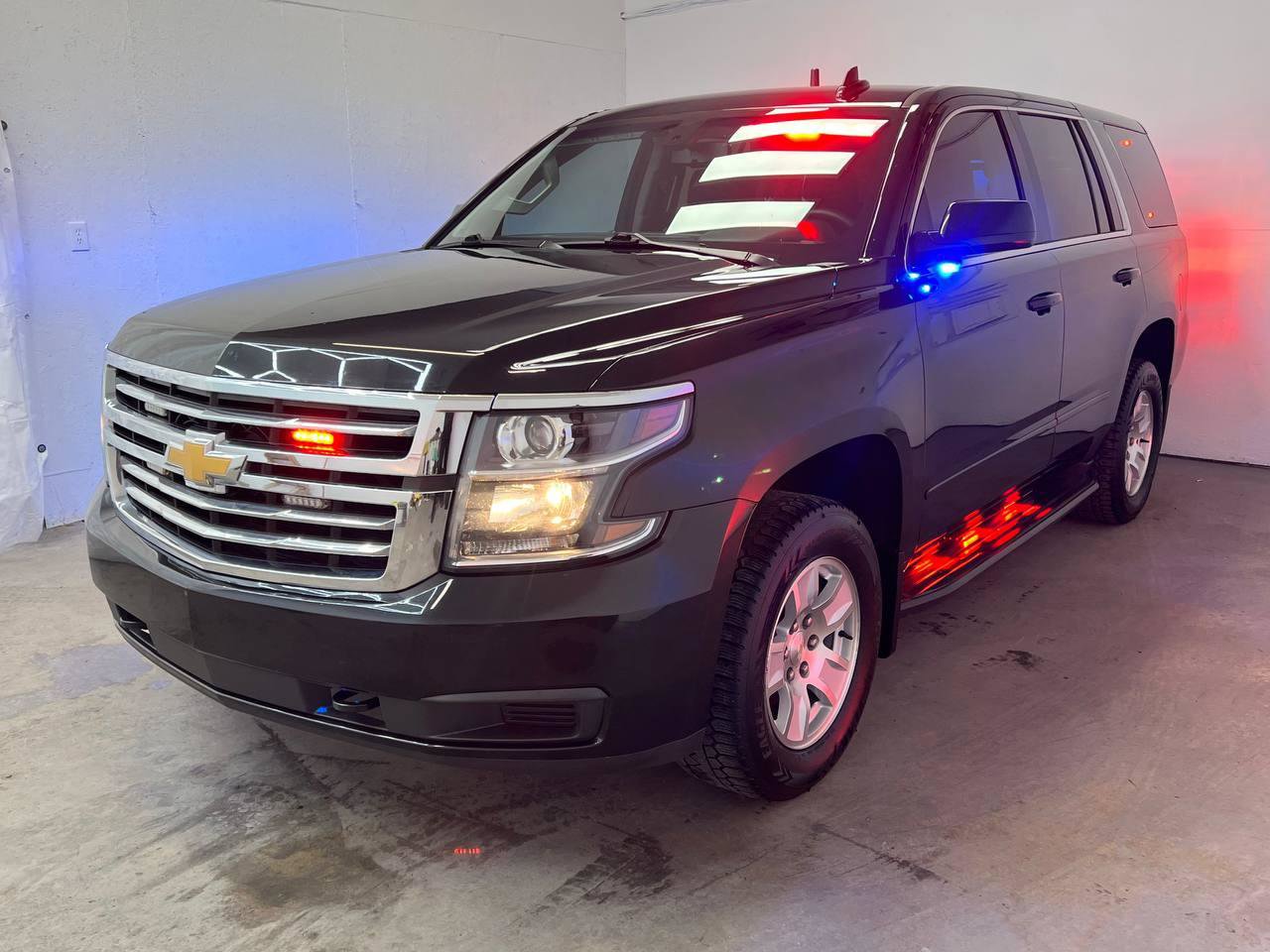 Used 2020 Chevrolet Tahoe 4WD image 2