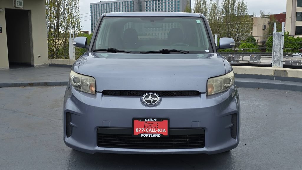 Used 2012 Scion xB FWD image 8
