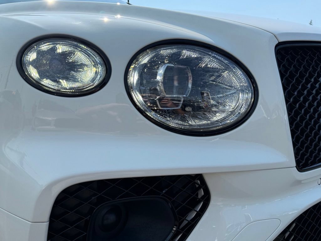 Used 2022 Bentley Bentayga Speed AWD/4WD image 46