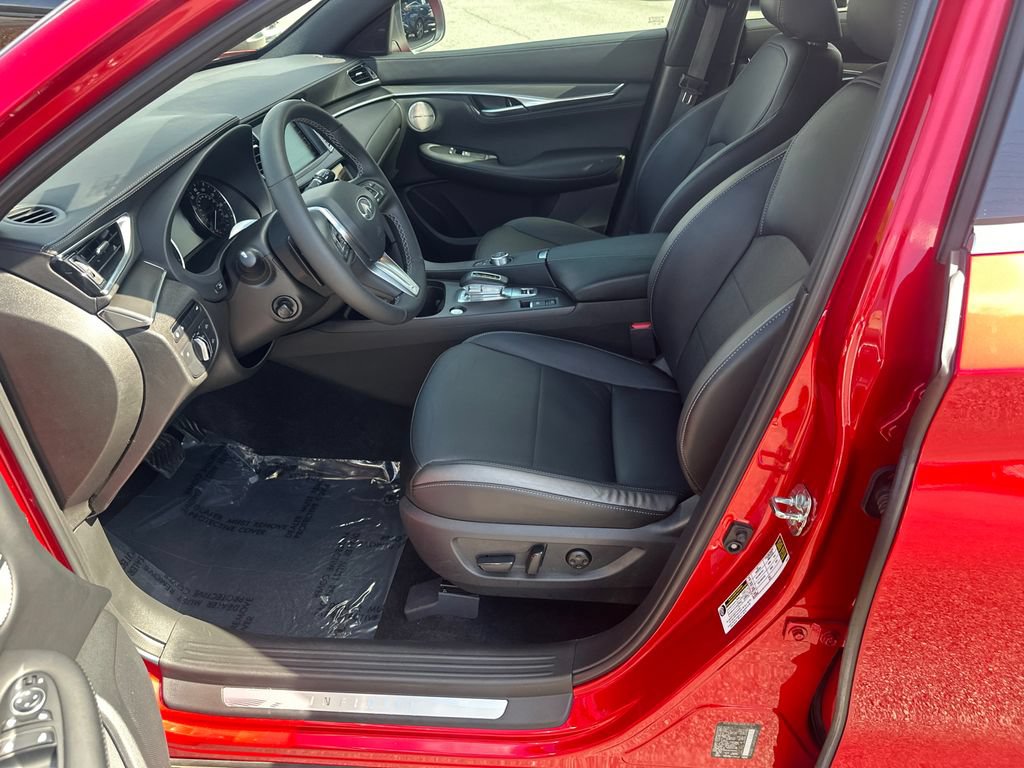 Used 2025 INFINITI QX55 Essential AWD/4WD image 9