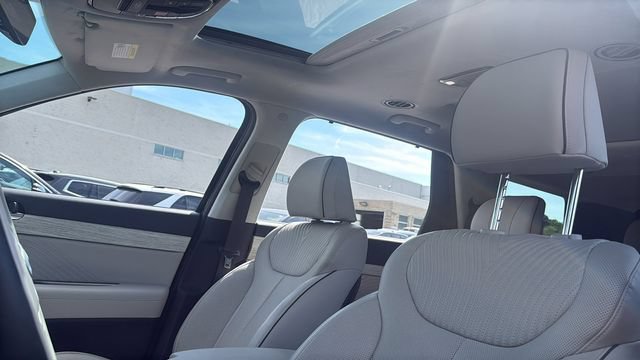 Used 2024 Hyundai Palisade AWD image 26